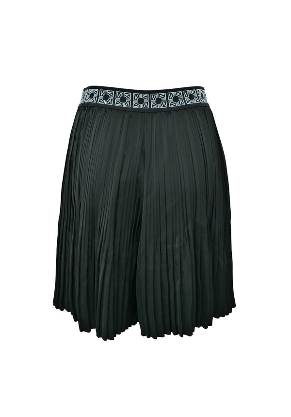 SOLID PLEATING SHORTS