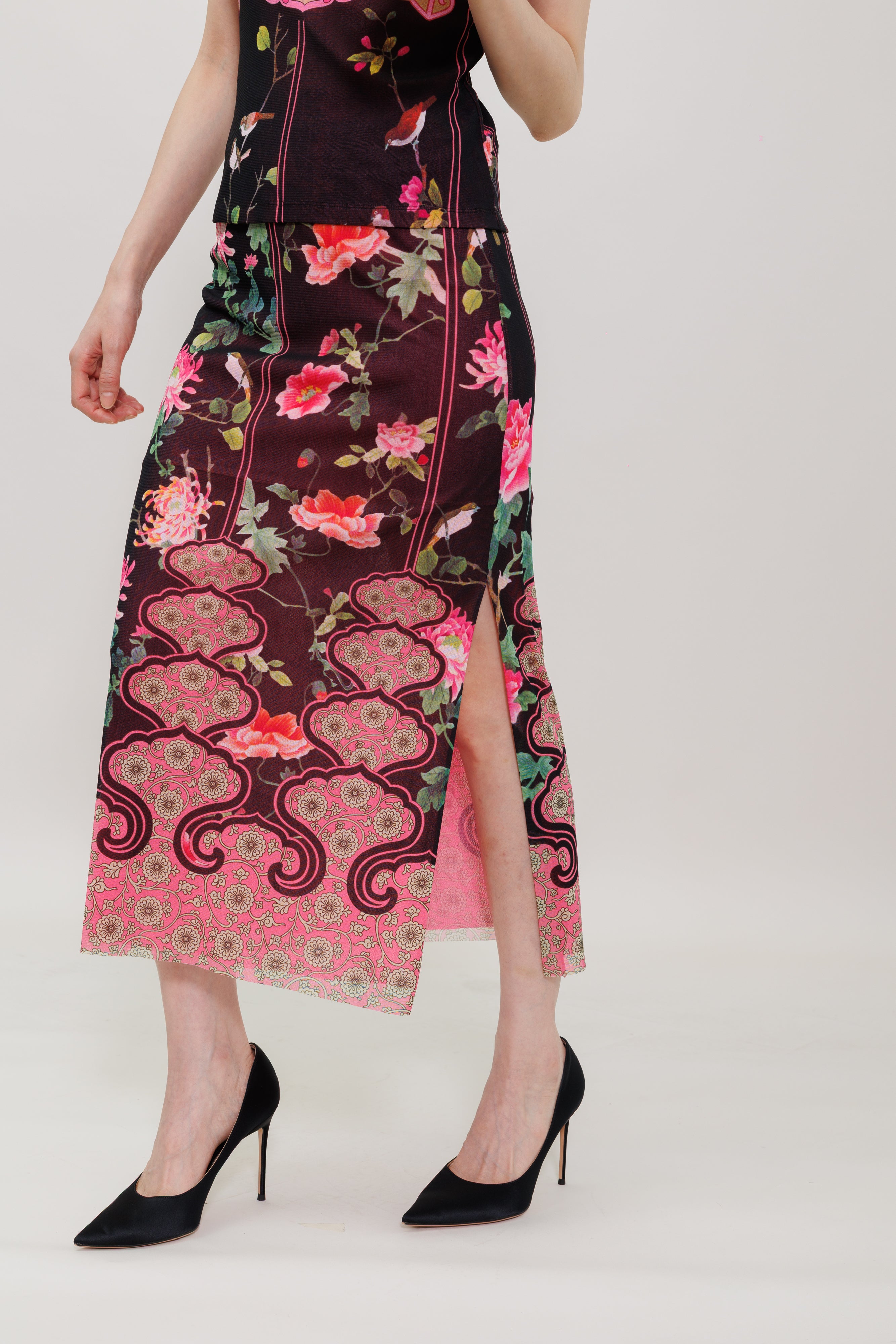 Joyful Garden Bird Print Maxi Skirt