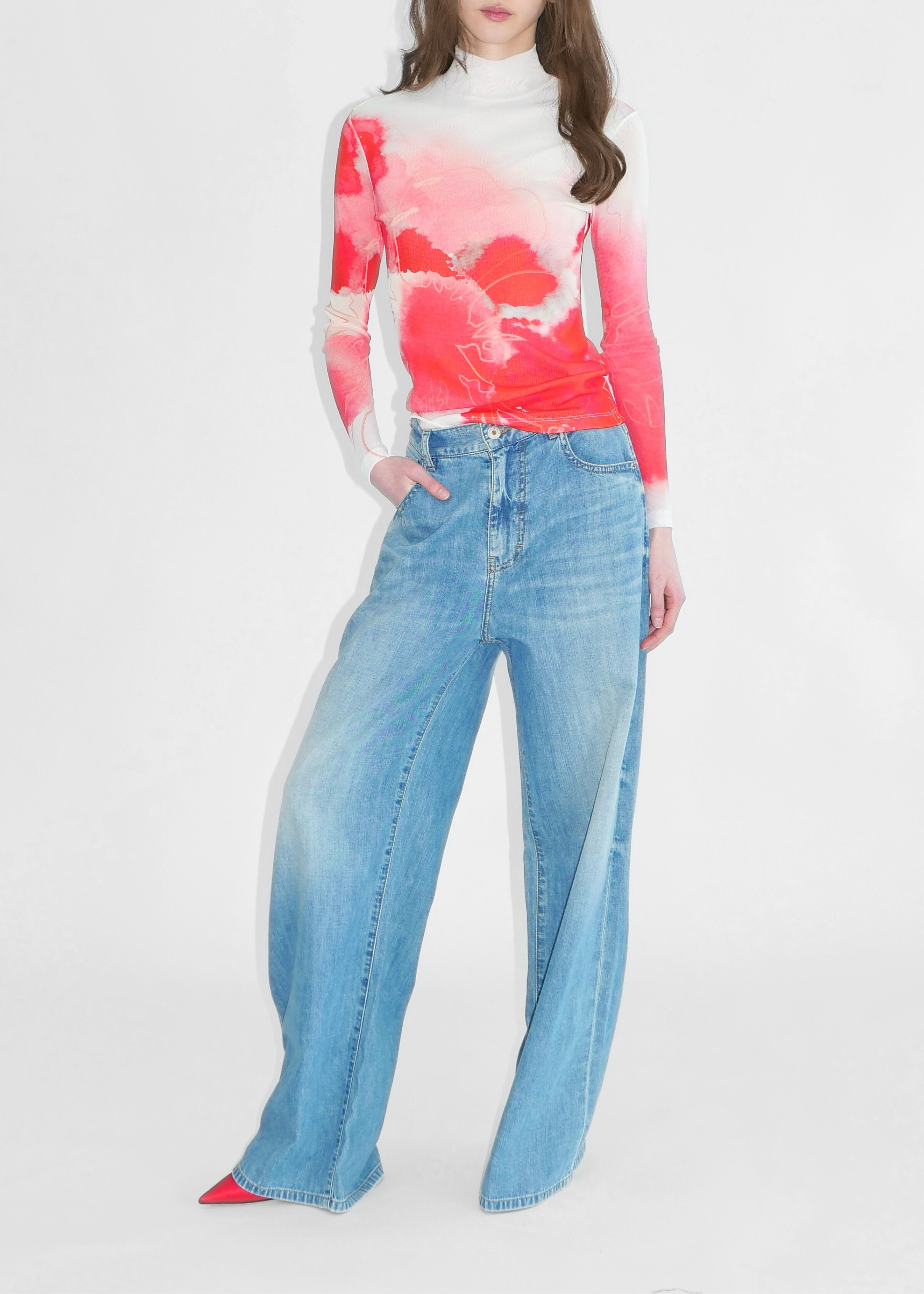 FADED CHERRY BLOSSOM TURTLENECK TOP