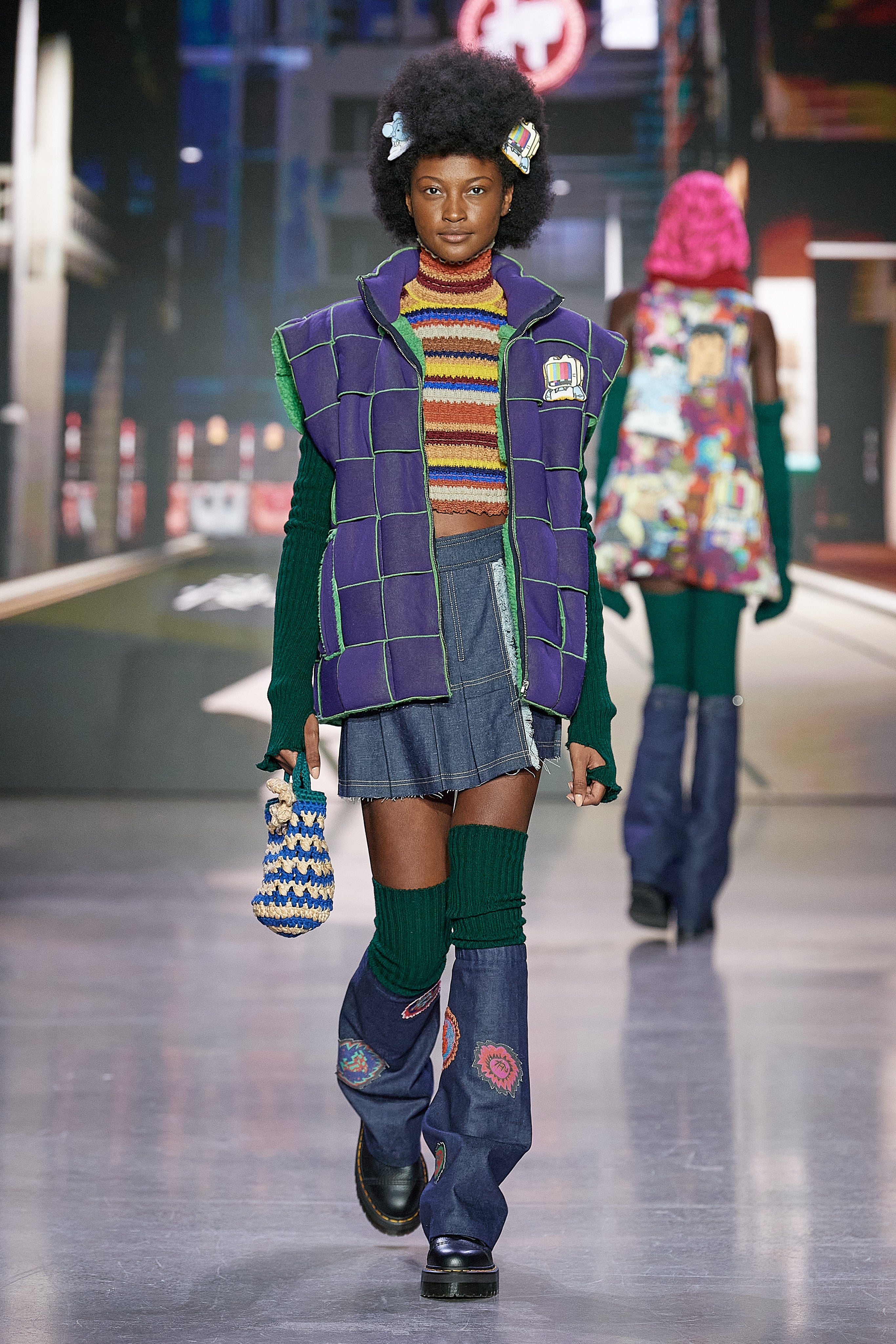 FW2023 – Vivienne Tam Store
