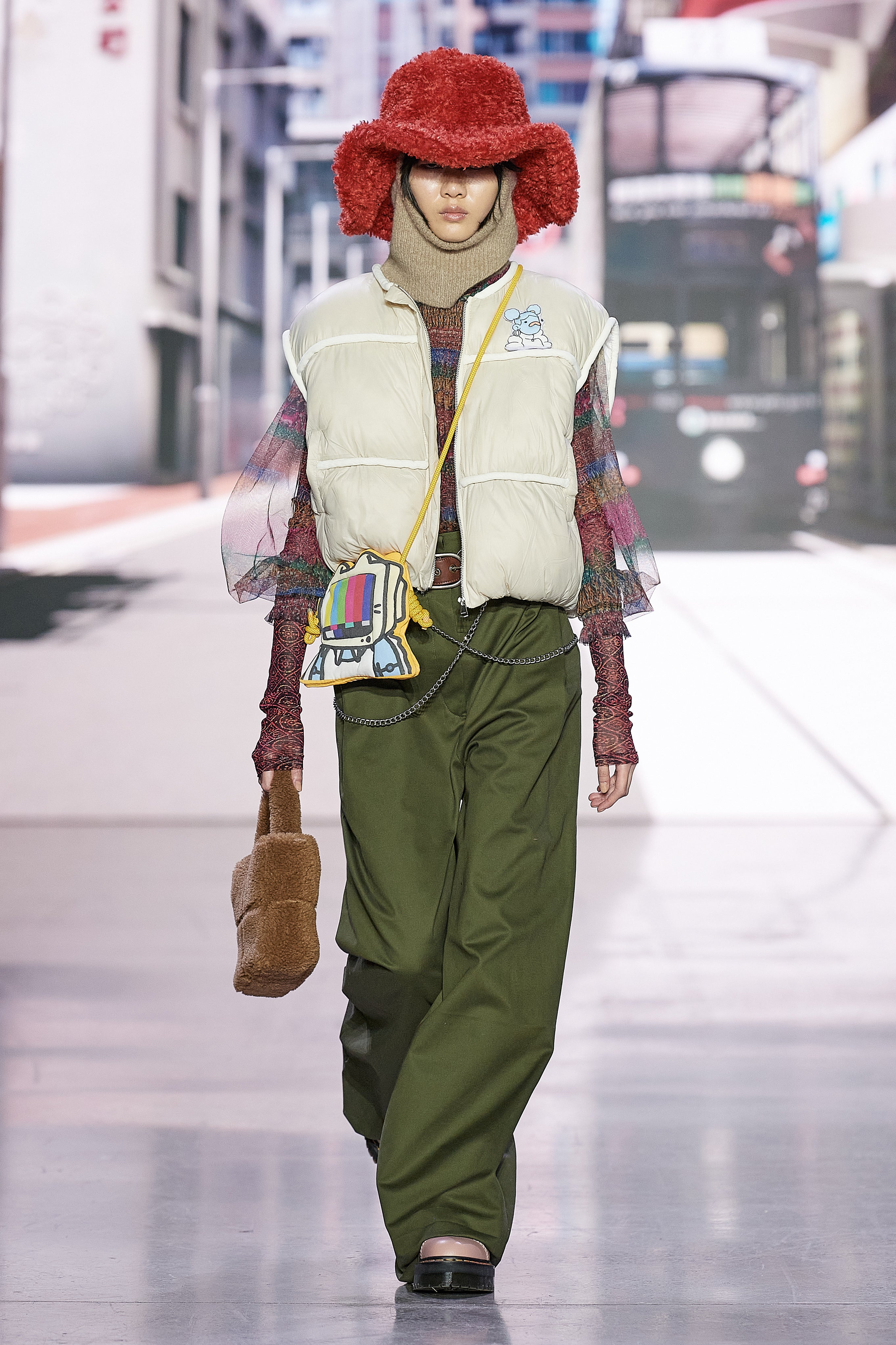 FW2023 – Vivienne Tam Store