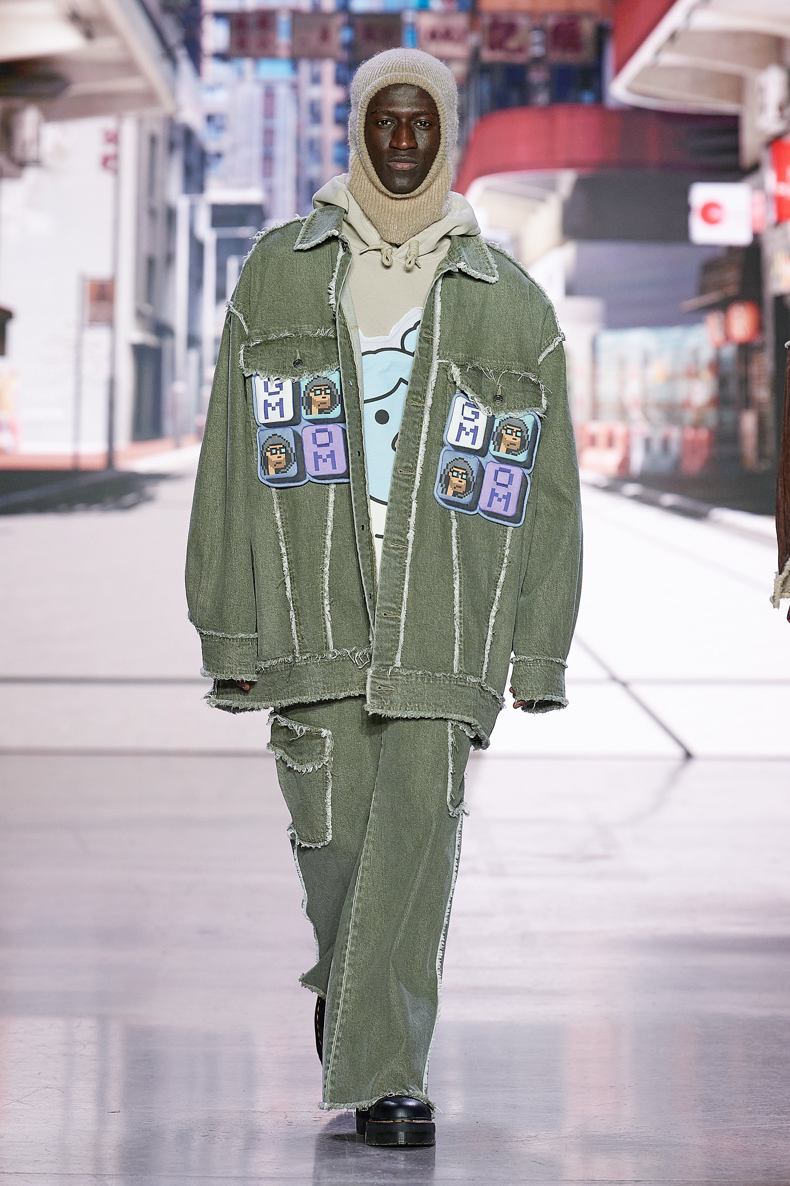 FW2023 – Vivienne Tam Store