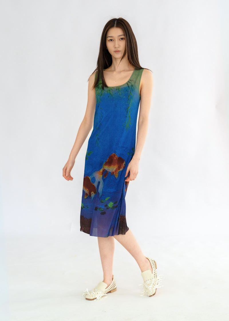 GOLDFISH REVIVAL 2025 NETTING DRESS – Vivienne Tam Store GOLDFISH REVIVAL 2025 NETTING DRESS – Vivienne Tam Store