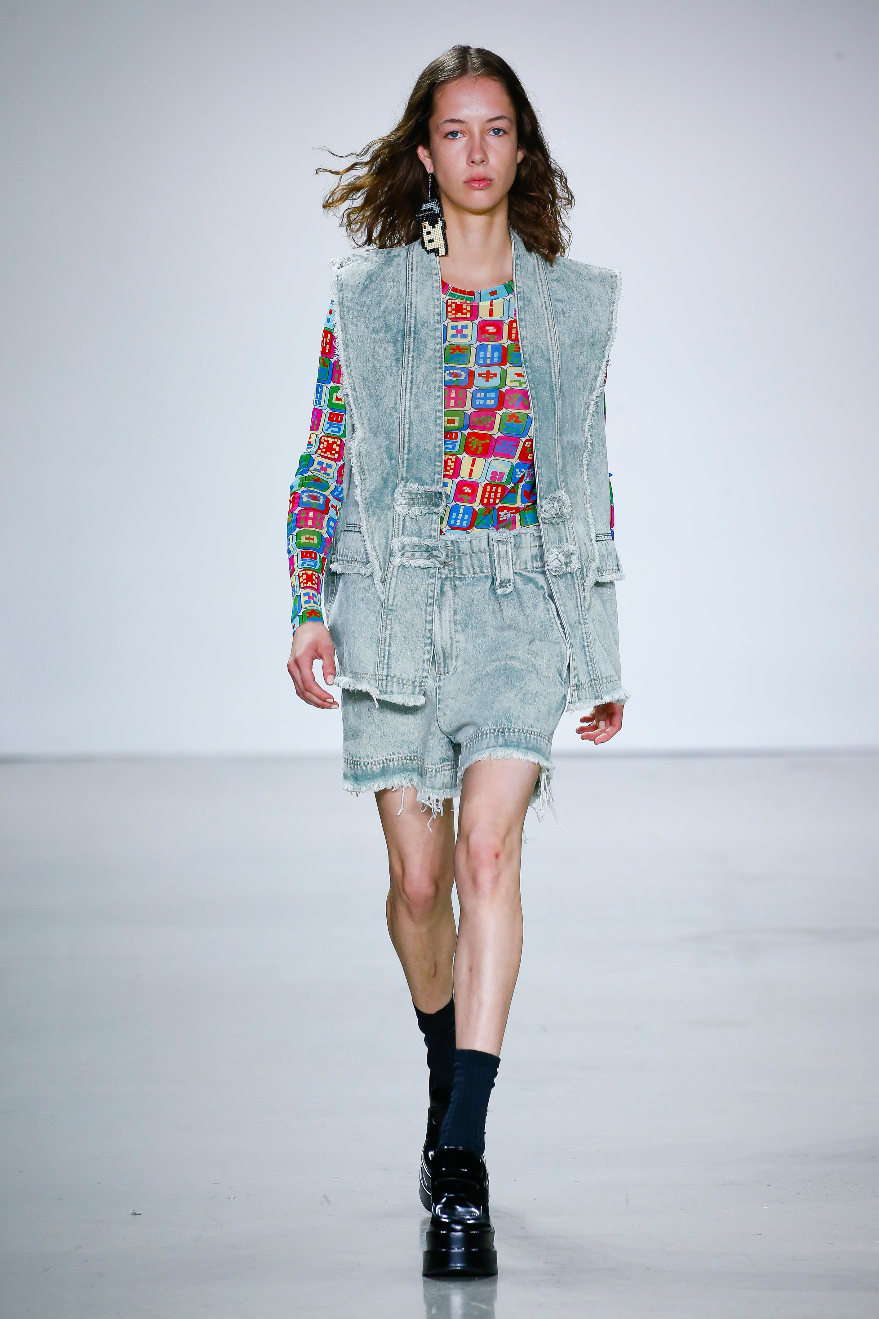 SS2023 – Vivienne Tam Store