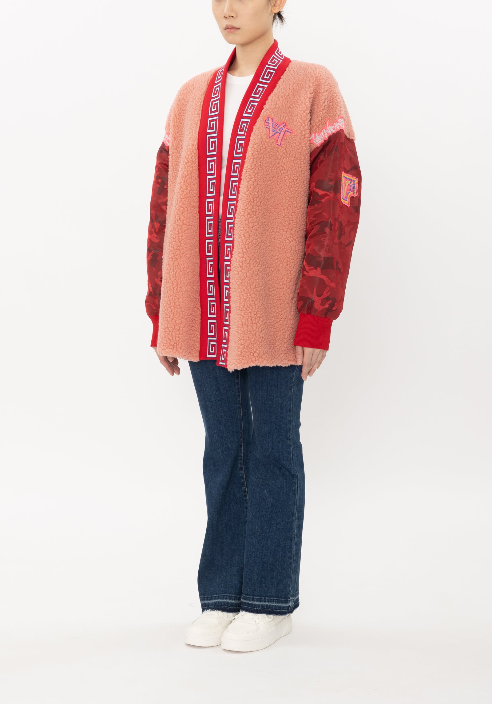 viviennetam コート/ジャケット FAUX FUR WITH EMB PATCH JACKET – Vivienne Tam Store