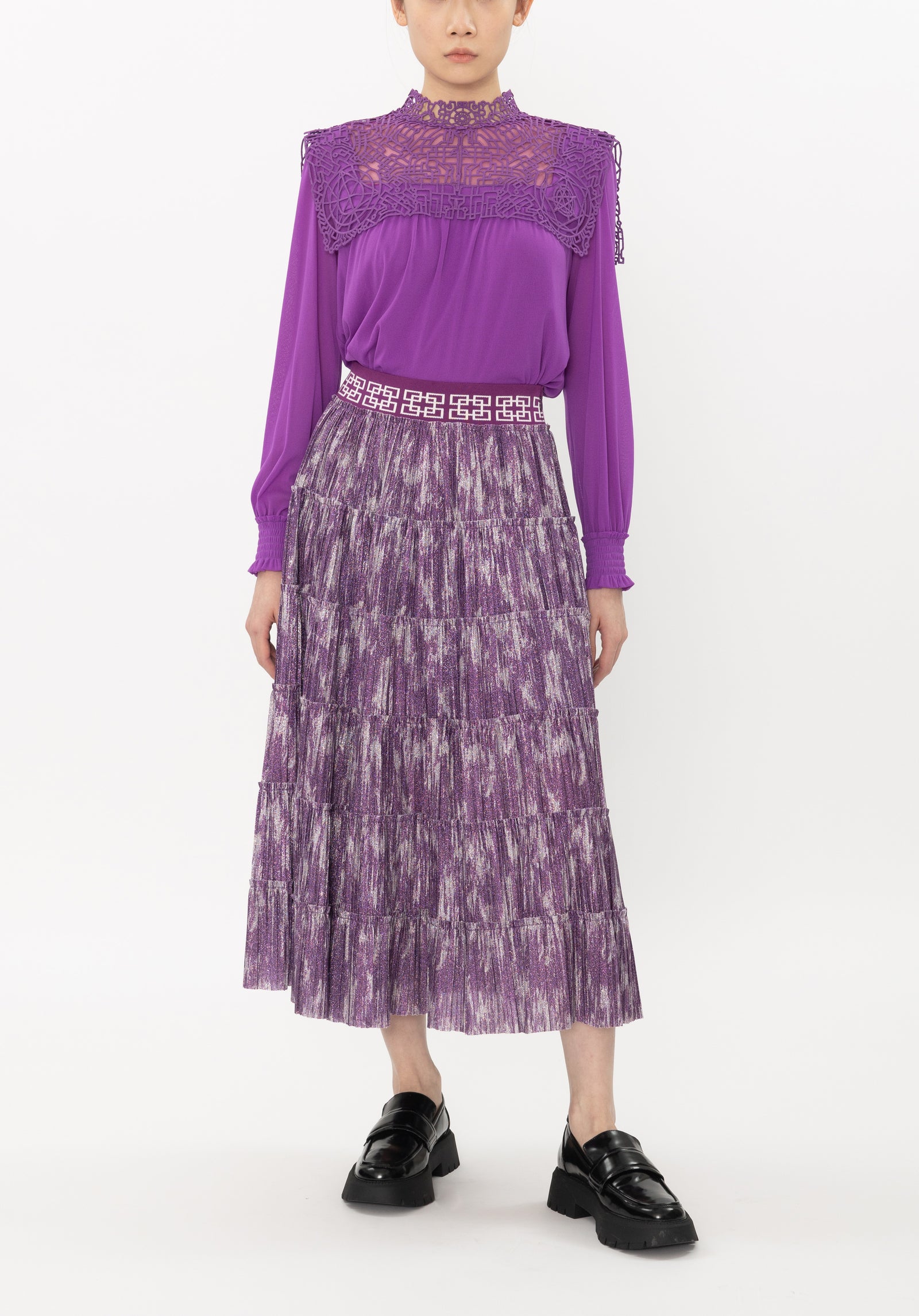 LOGO JACQUARD ELASTIC WAIST PIXEL PLEATED SKIRT – Vivienne Tam Store